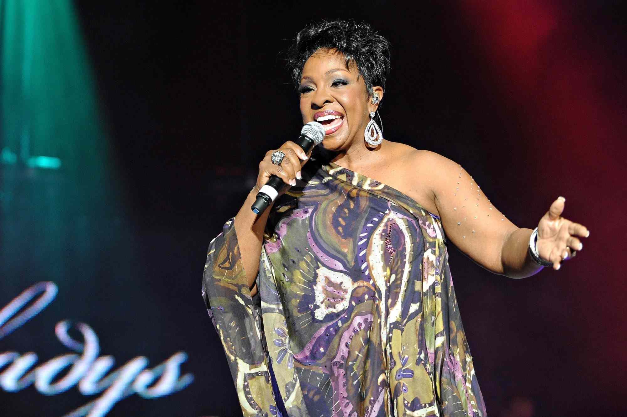 Gladys Knight playing live